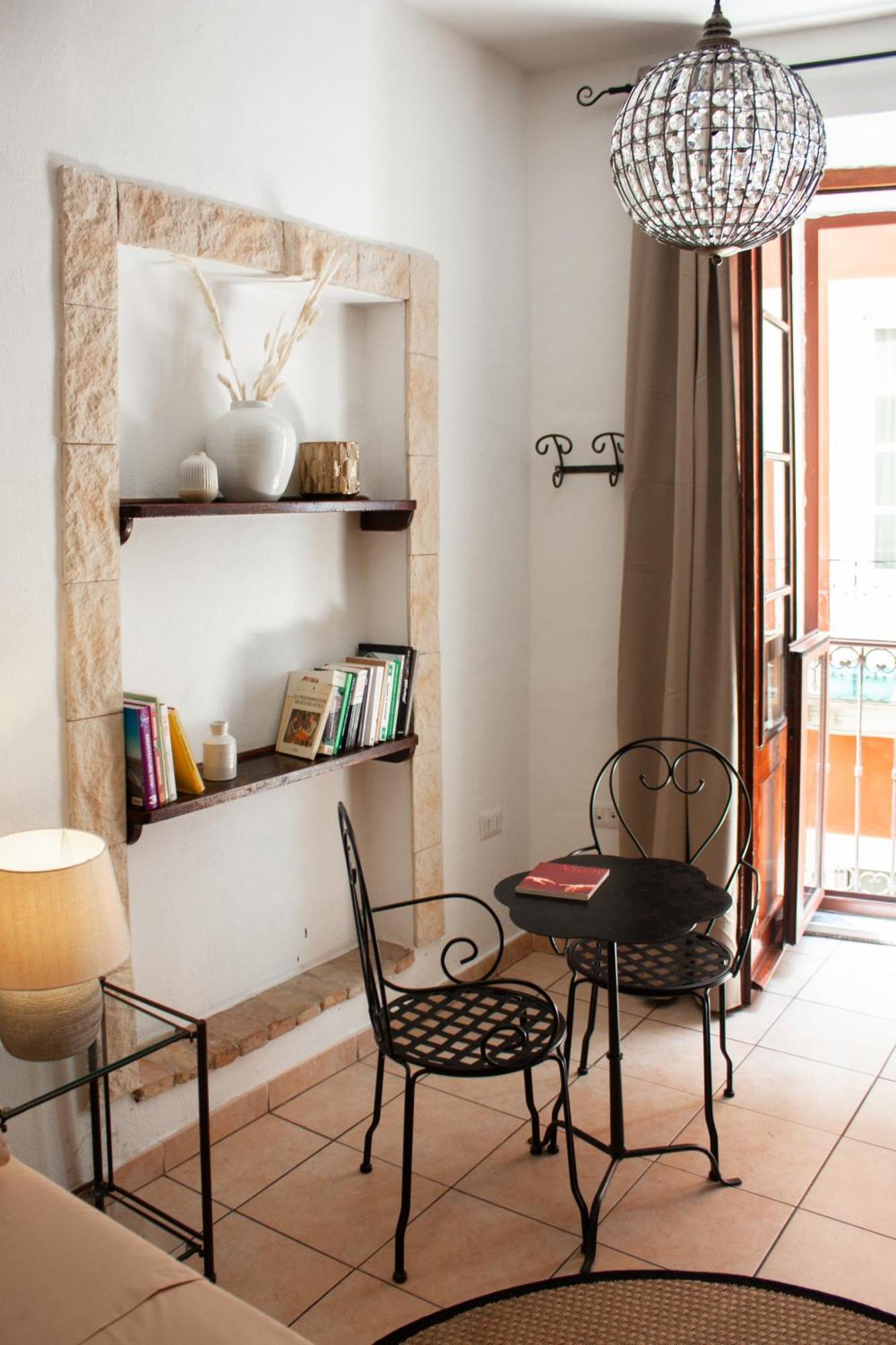 Castello'S Rooms Cagliari Exterior foto